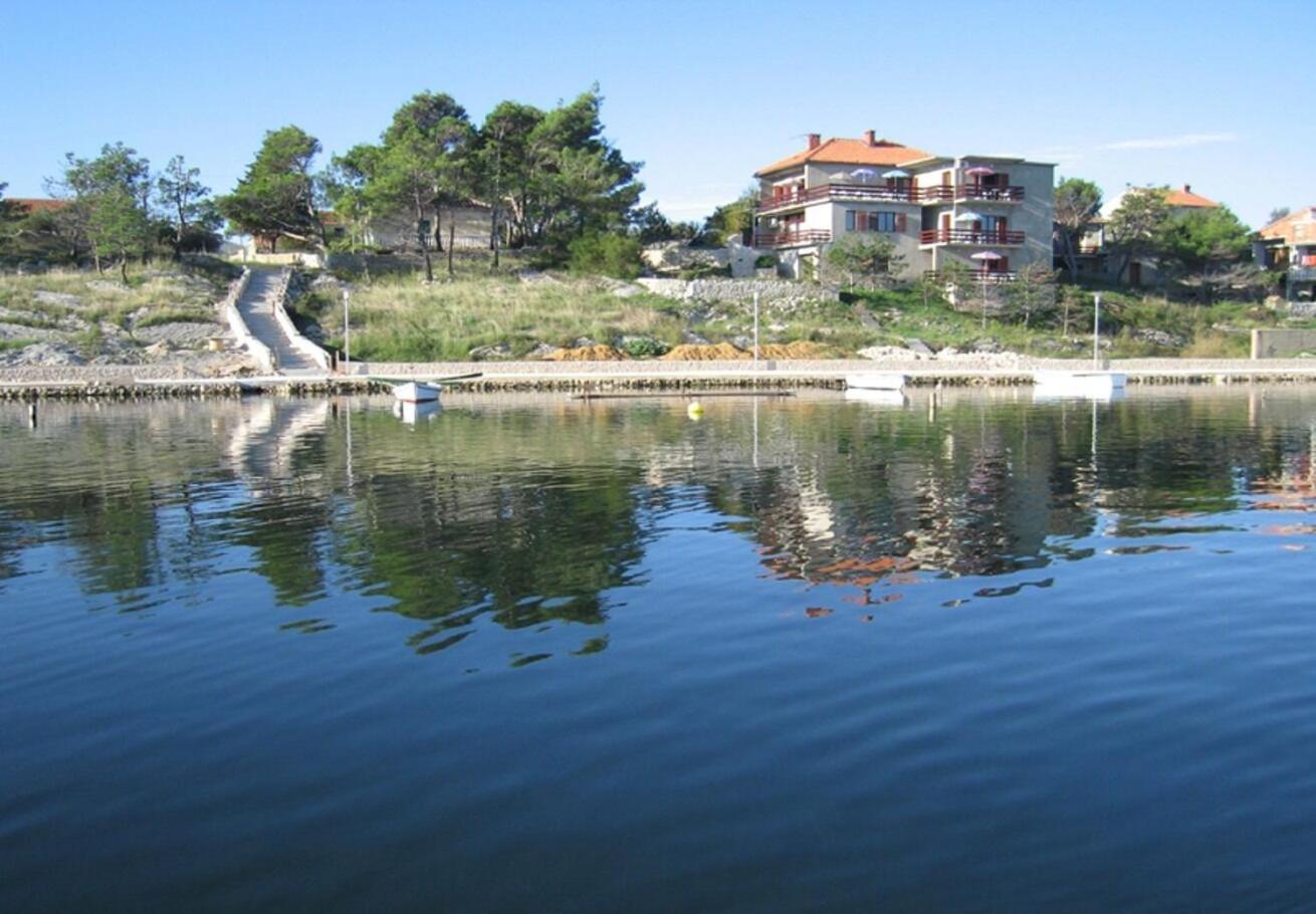 Apartments Ljilja Nin Zewnętrze zdjęcie